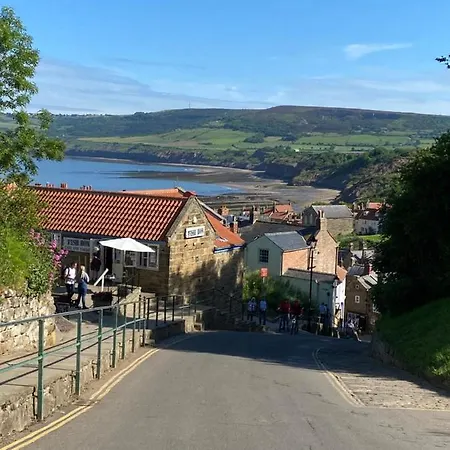 Birtley House * Robin Hood's Bay
