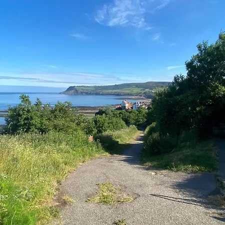 Birtley House * Robin Hood's Bay